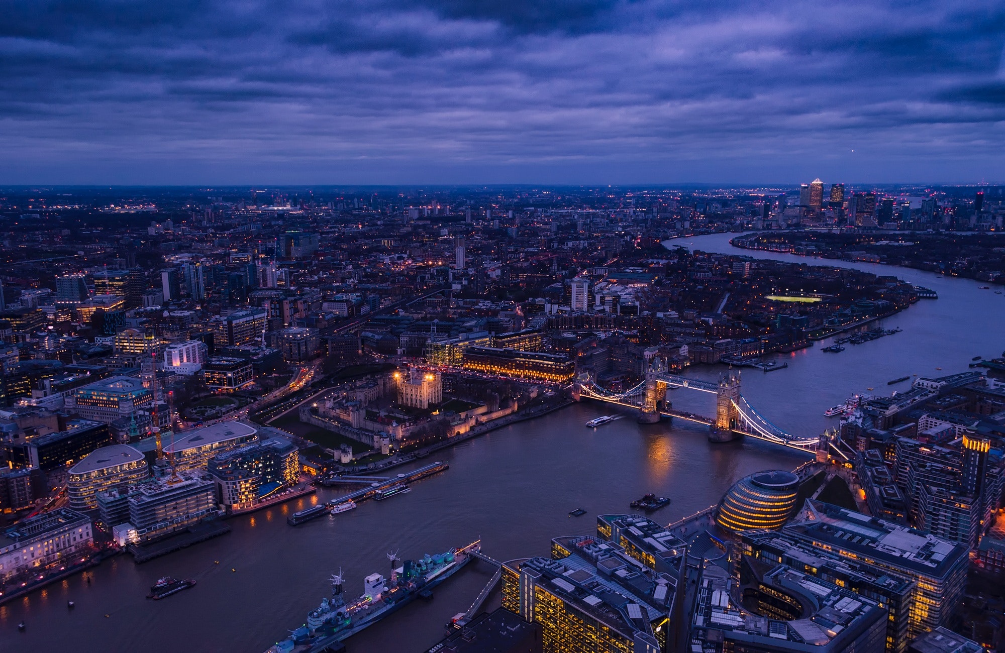 aerial-shot-of-london-skyline